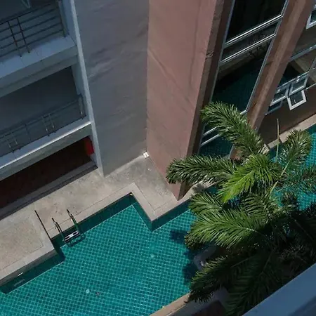 638 Top Floor 2 Brs2baths 1km Walking To Beach